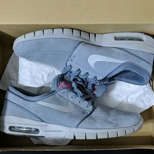NIKE janoski max